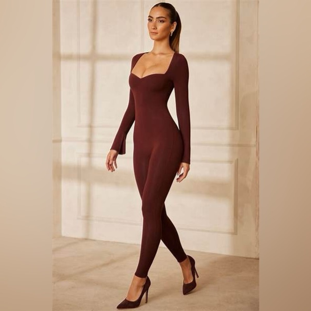 Oh Polly Sweetheart Neckline Long Sleeve Jumpsuit in Brown